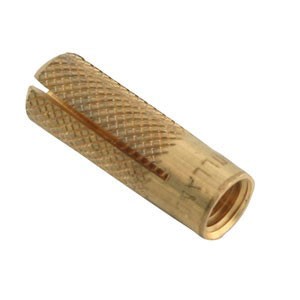 CHEVILLE EN LAITON M10